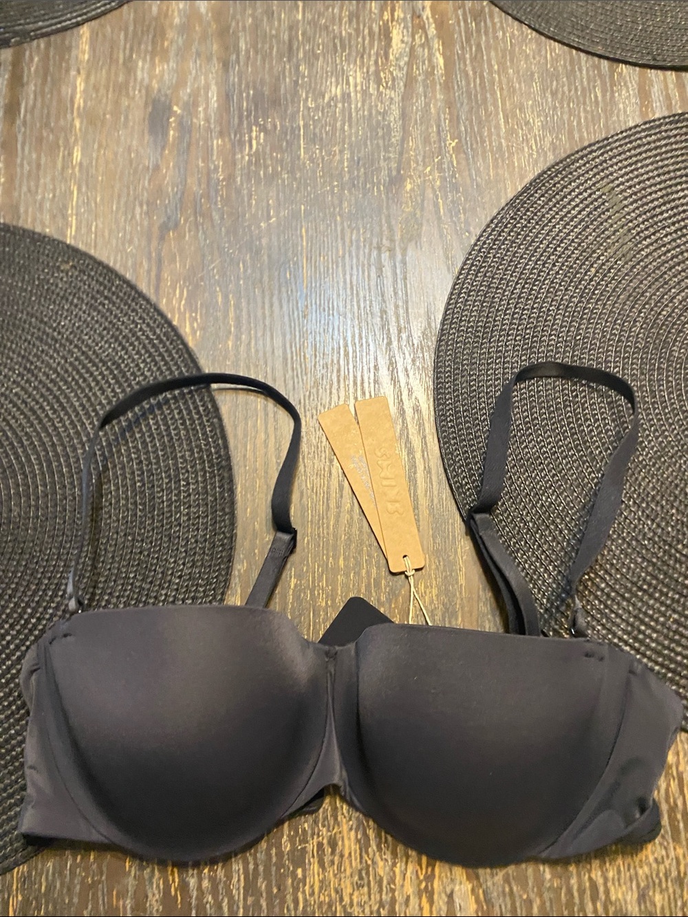 SKIMS Smooth intimate lightly lined Strapless Bra Black 34C NWT